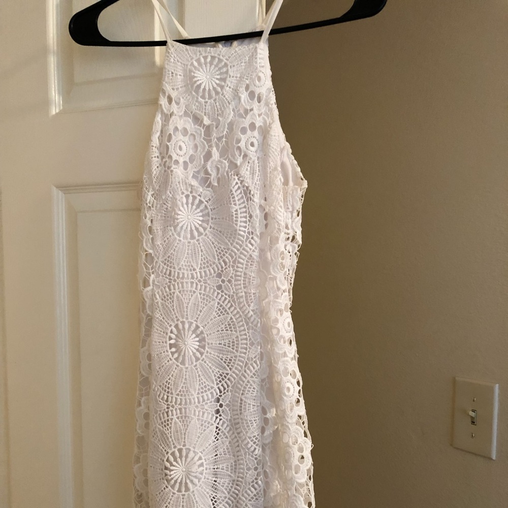White maxi dress